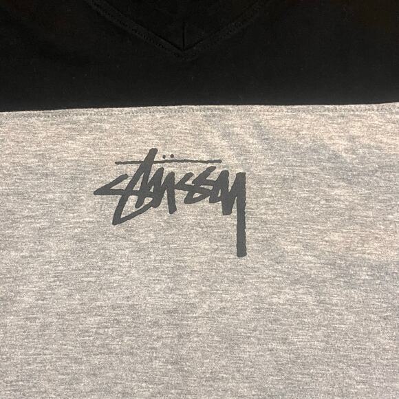 Stussy Men XL Black Gray T-Shirt Chest Stussy Center Spellout Streetwear Hype - Picture 1 of 6